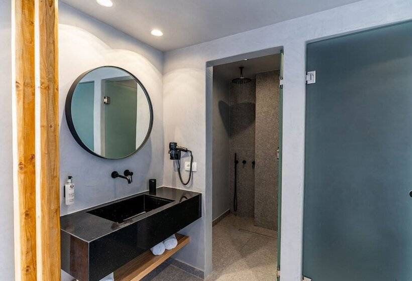 小型套房带泳池景, Hippocampus