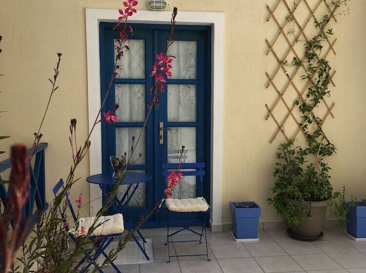 Номер Economy, Irigeneia