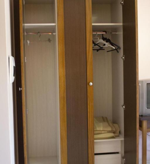 스탠다드 룸, La Parrilla