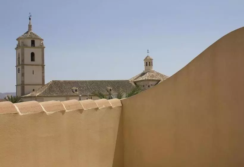 اتاق استاندارد, La Parrilla
