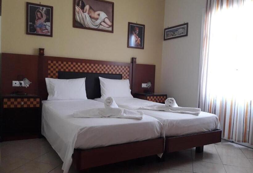 スタンダードシティビュールーム, Parthenon