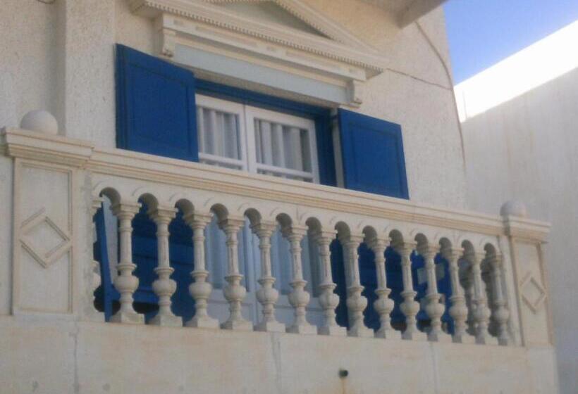 スタンダードシティビュールーム, Parthenon