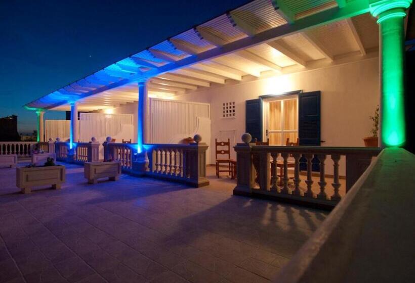 スタンダードトリプルルーム, Parthenon