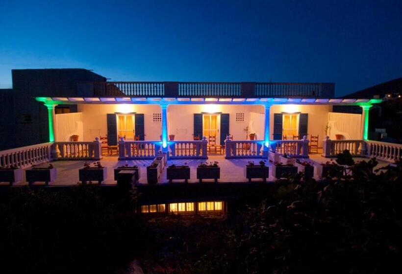 スタンダードトリプルルーム, Parthenon