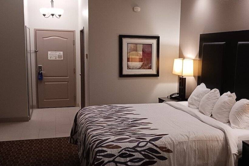 جناح, Red Roof Inn & Suites Longview