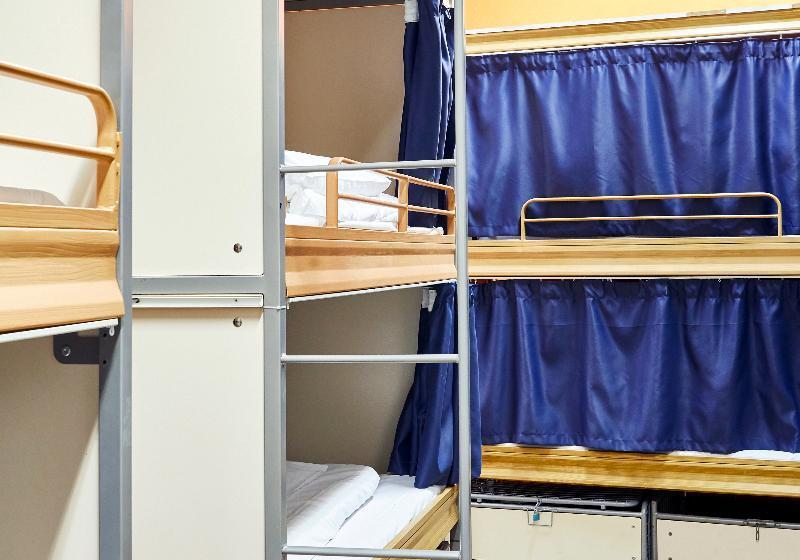 带共用卧室公用房间的床, St Christopher S Hammersmith