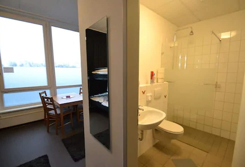 四人标准间, Arena Hostel & Monteurzimmer