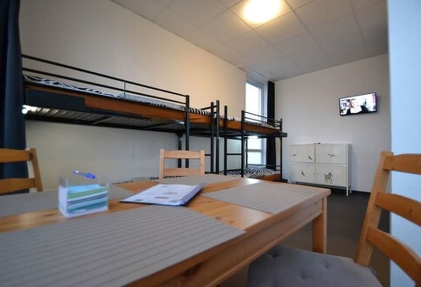 四人标准间, Arena Hostel & Monteurzimmer