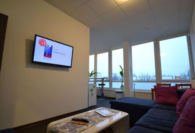 带共用卧室公用房间的床, Arena Hostel & Monteurzimmer