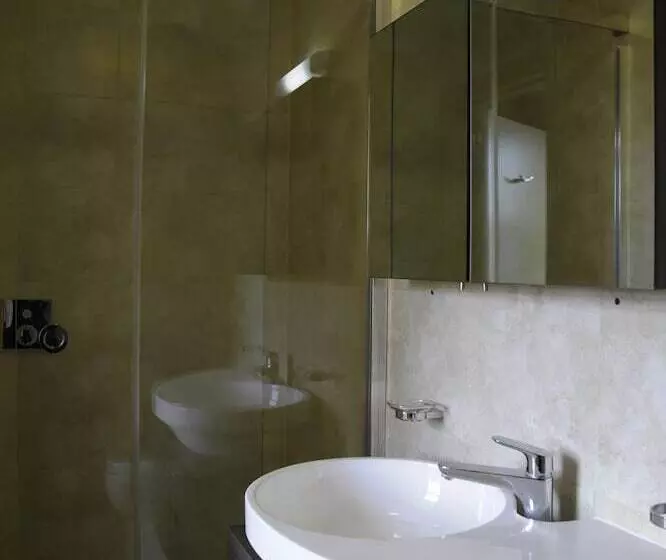 اتاق استاندارد, Kings Cross Inn