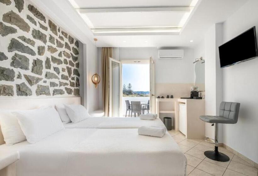 プールの見えるスーペリアルーム, Liana Beach Hotel & Spa