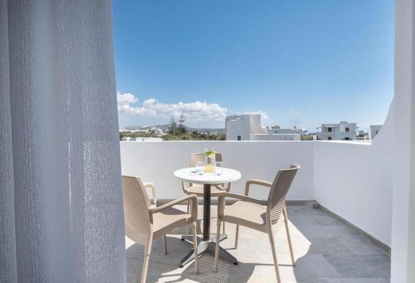 プールの見えるスーペリアルーム, Liana Beach Hotel & Spa