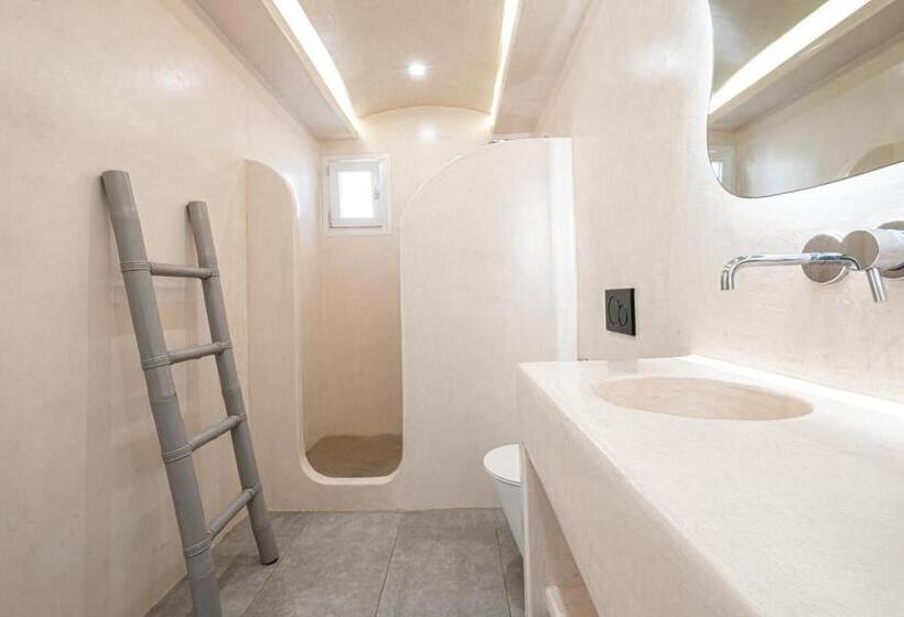 デラックススイート, Liana Beach Hotel & Spa