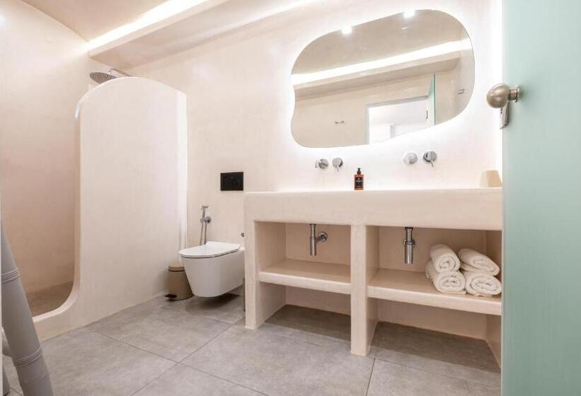 デラックススイート, Liana Beach Hotel & Spa