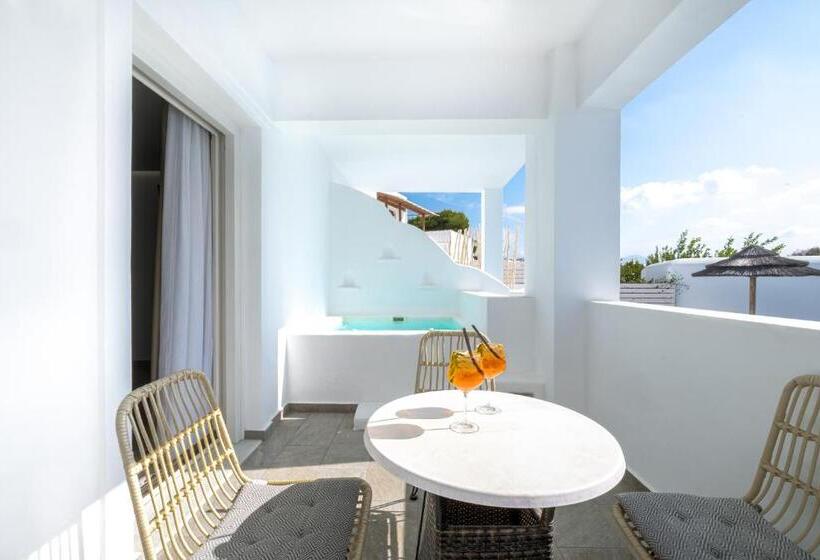 デラックススイート, Liana Beach Hotel & Spa