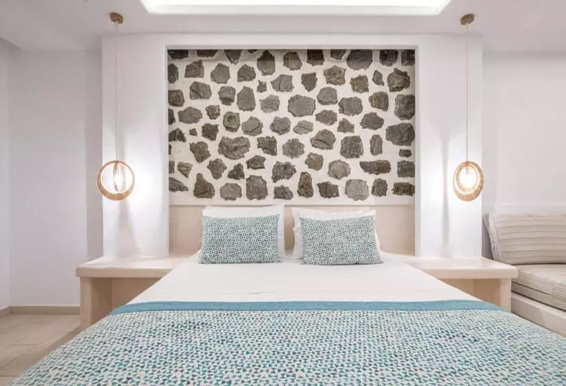 オーシャンビューのプレミアムルーム。, Liana Beach Hotel & Spa