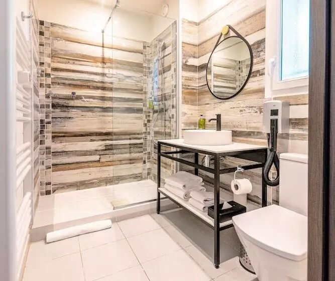 Standard Kolmen Hengen Huone, Hôtel Villa Sophia Adults Only July And August