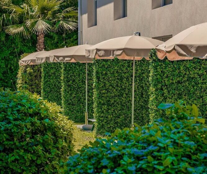 غرفة قياسية ثلاثية, Hôtel Villa Sophia   Adults Only July And August