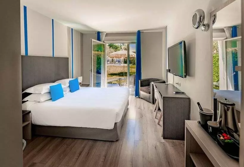 Standard-huone Terassi, Hôtel Villa Sophia Adults Only July And August