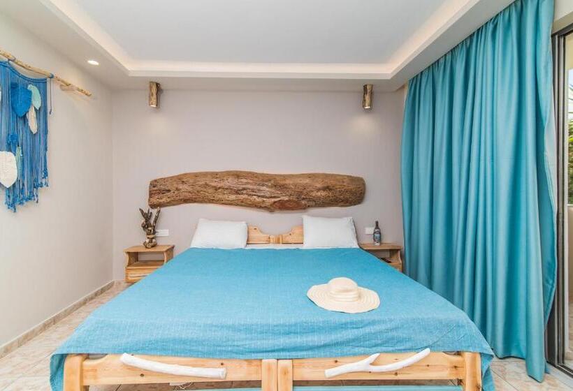 Family flat with garden view, Iniohos Zante Hotel & Suites
