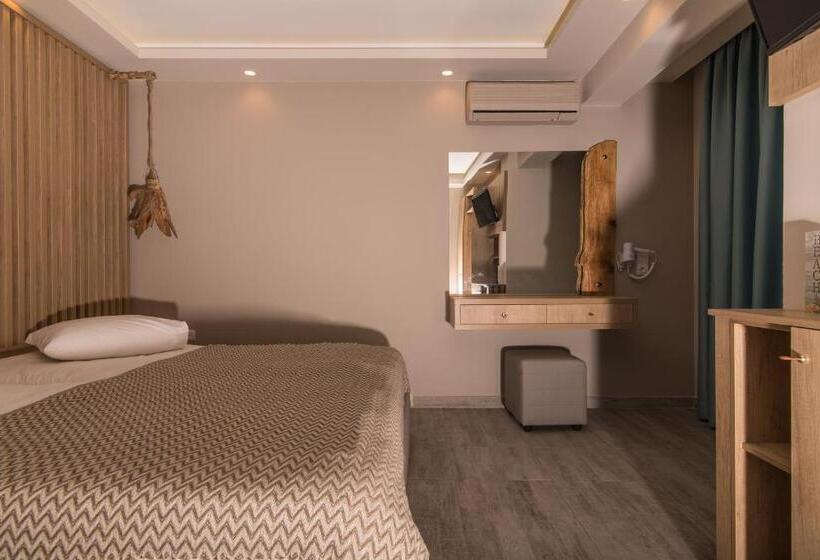 سوئیت خانواده 2 خوابه, Iniohos Zante Hotel & Suites