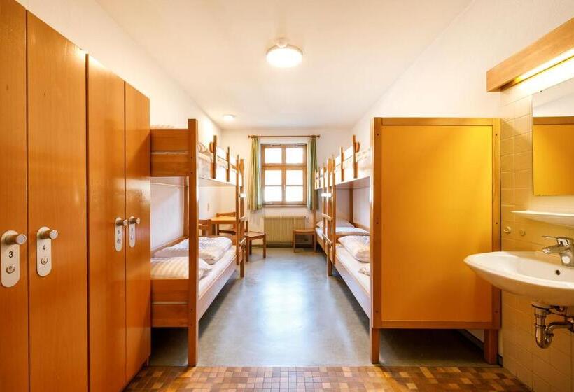 חדר משפחתי, Jugendherberge Schliersee