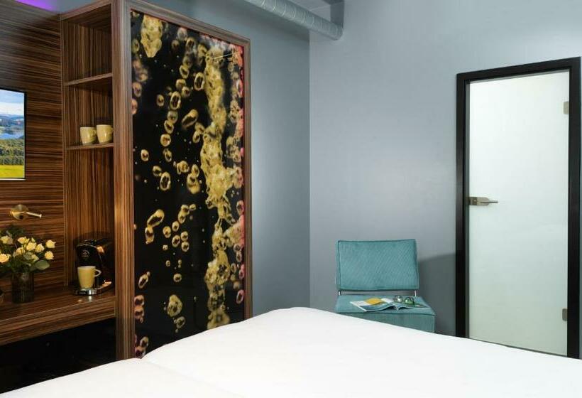 اتاق راحتی سه تخته, Nyx Hotel Prague By Leonardo Hotels