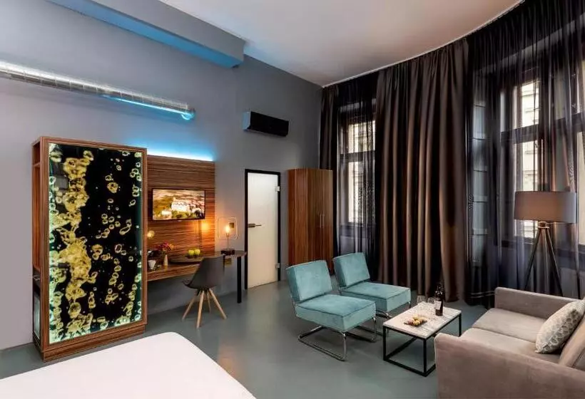 سوییت جونیور, Nyx Hotel Prague By Leonardo Hotels