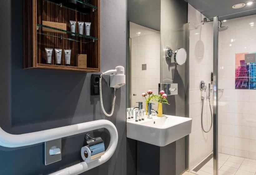 سوییت جونیور, Nyx Hotel Prague By Leonardo Hotels