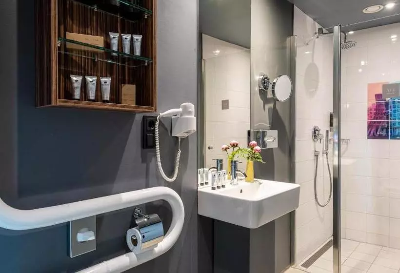 سوییت جونیور, Nyx Hotel Prague By Leonardo Hotels