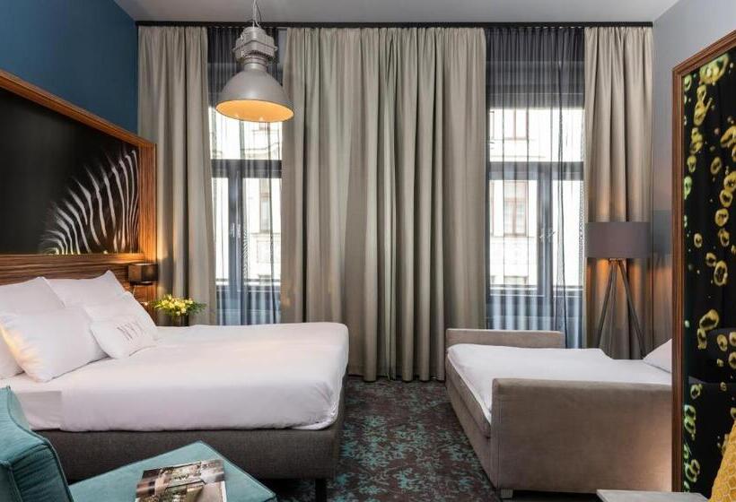 اتاق لوکس سه تخته, Nyx Hotel Prague By Leonardo Hotels