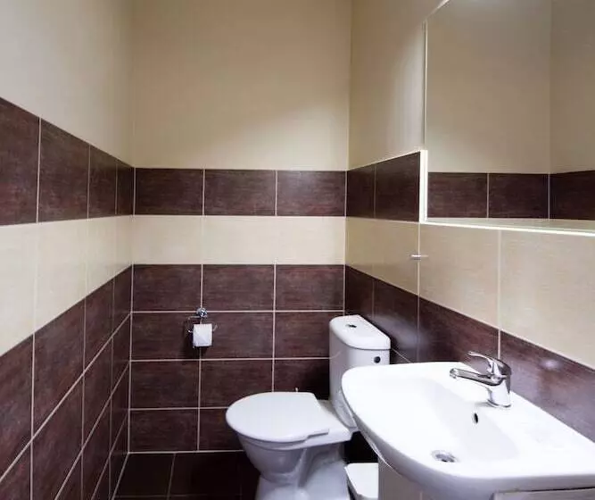 Quarto Triplo Estandar, Plus Prague