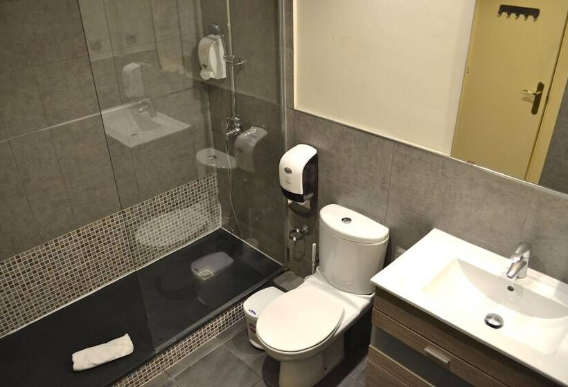 آپارتمان 3 خوابه, Suite Home Sagrada Familia