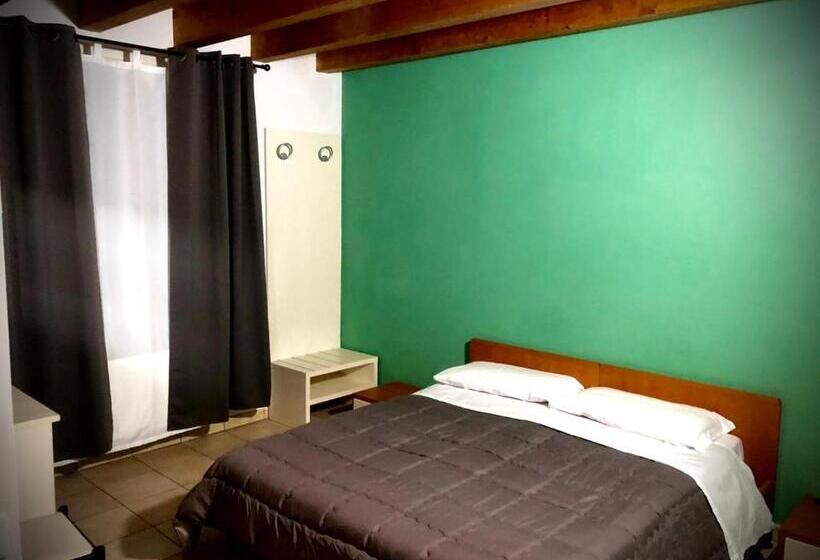 اتاق استاندارد, Il Borgo