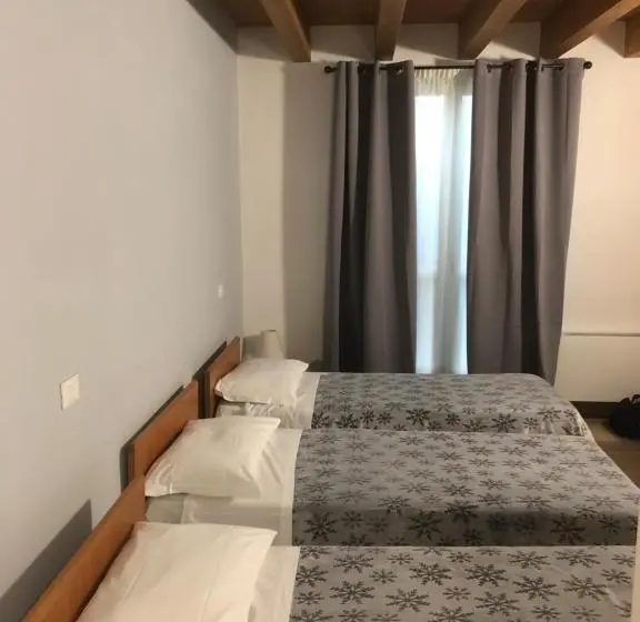 Chambre Triple Standard, Il Borgo