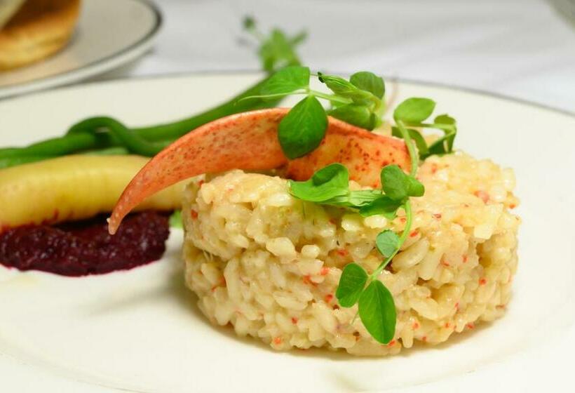 غرفة قياسية مزوَّدة بشُرفة, Telegraph House Motel