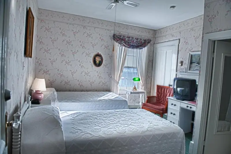 スタンダードルーム, Telegraph House Motel