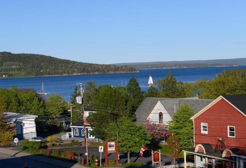 غرفة قياسية, Telegraph House Motel