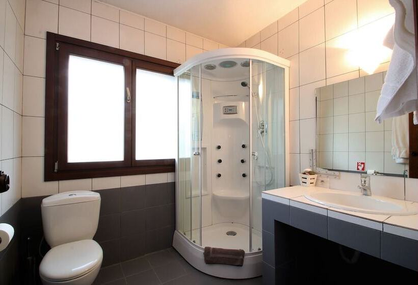 Deluxe Room Mountain View, Boutique Hotel Skamnos Arachova