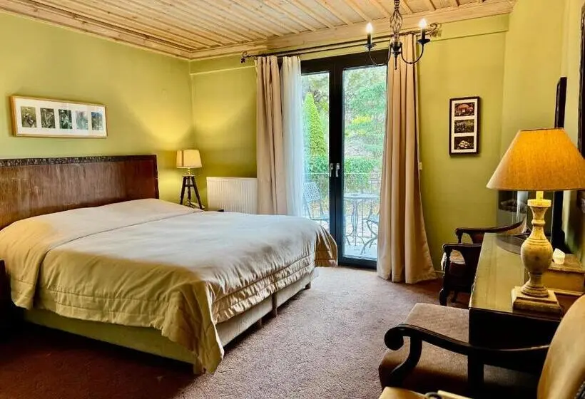 Deluxe Room Mountain View, Boutique Hotel Skamnos Arachova