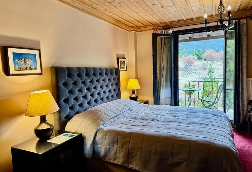 Sviitti 2 Makuuhuonetta, Boutique Hotel Skamnos Arachova
