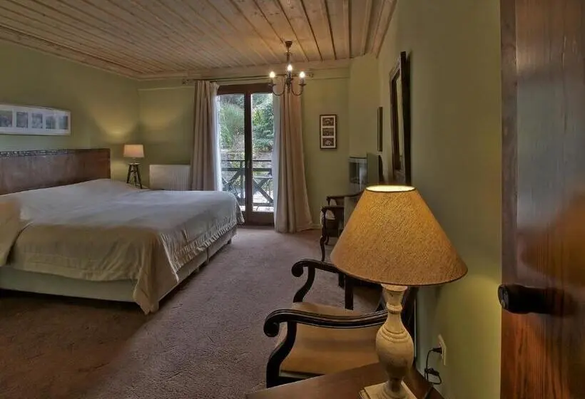 Sviitti 2 Makuuhuonetta, Boutique Hotel Skamnos Arachova