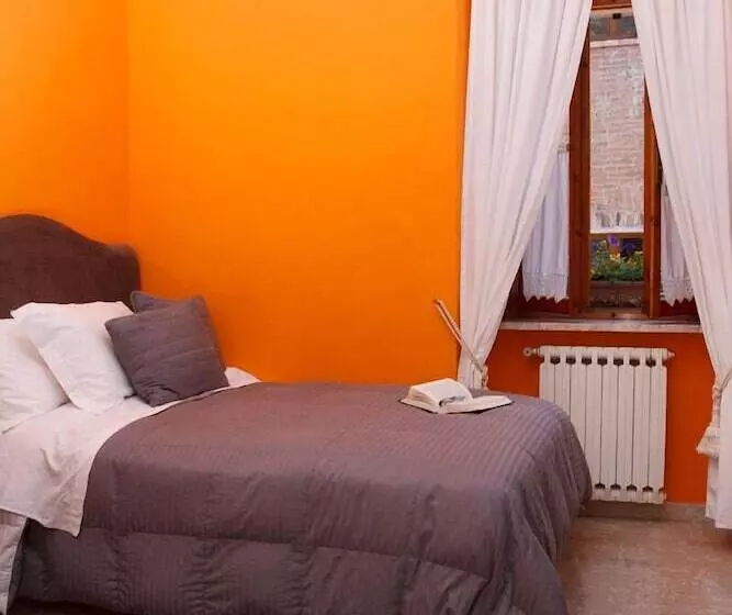 Standard Yhden Hengen Huone, Albergo Duomo