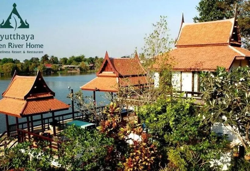 Deluxe room with river view, Ayutthaya Garden River Home