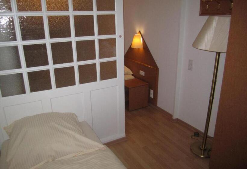 Номер Стандарт Трехместный, Fährhaus