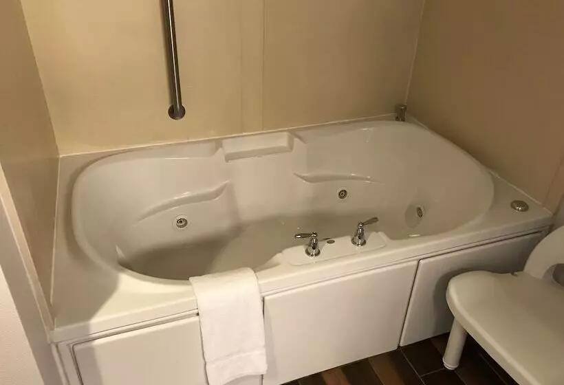 ハイドロマッサージバス付きスイート, Hampton Inn & Suites Lamar
