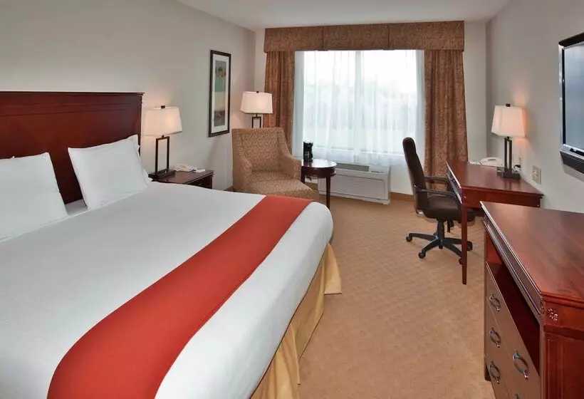 Sviitti, Holiday Inn Express Hotel & Suites Brockville, An Ihg