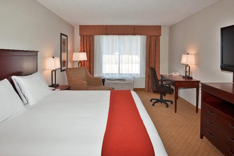 غرفة قياسية سرير كينج لذوى الإحتياجات الخاصة, Holiday Inn Express Hotel & Suites Brockville, An Ihg