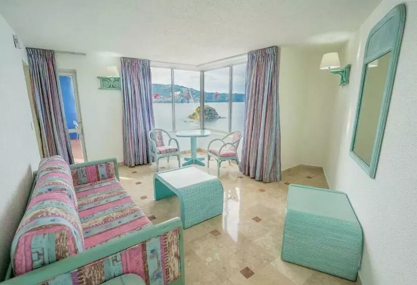 オーシャンビュースイート, Playa Suites Acapulco