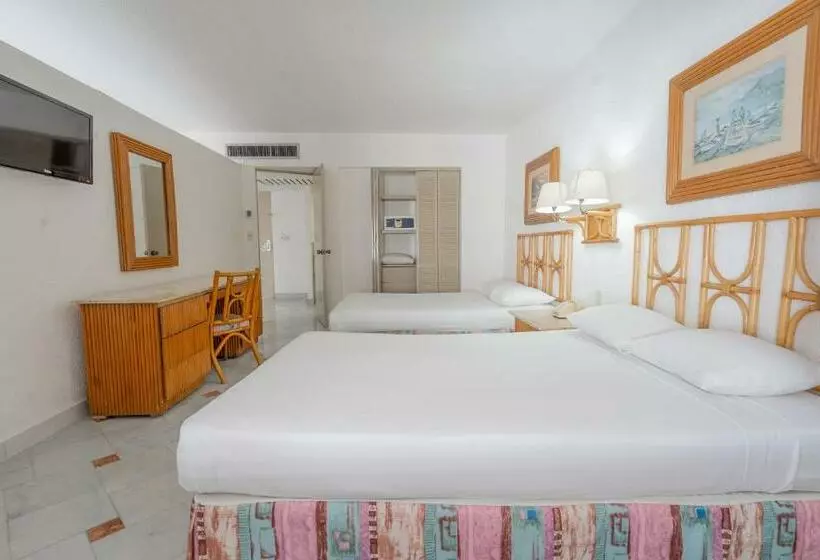 スタンダードスタジオ, Playa Suites Acapulco
